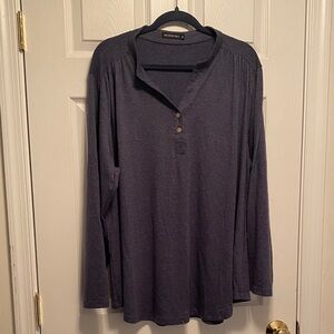 Monnuro Heather Navy Long Sleeve Henley Top…size 5X